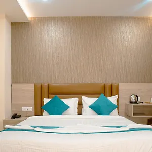 Ananda Kashi Hotel